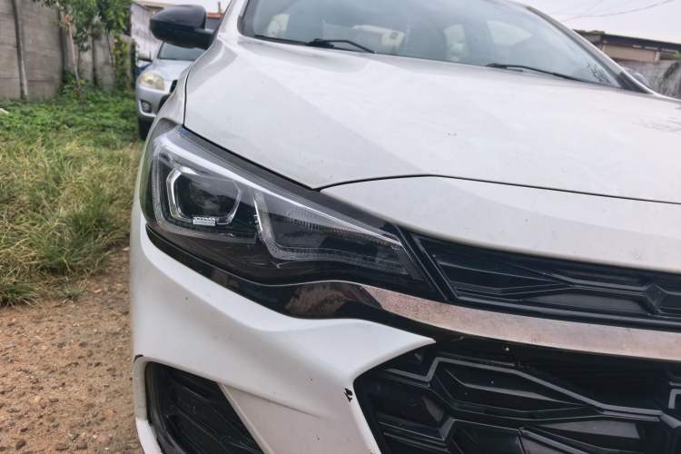 Used Chevrolet Monza 2020 Light Hybrid RS 330T Automatic Comfort Edition Exterior 6