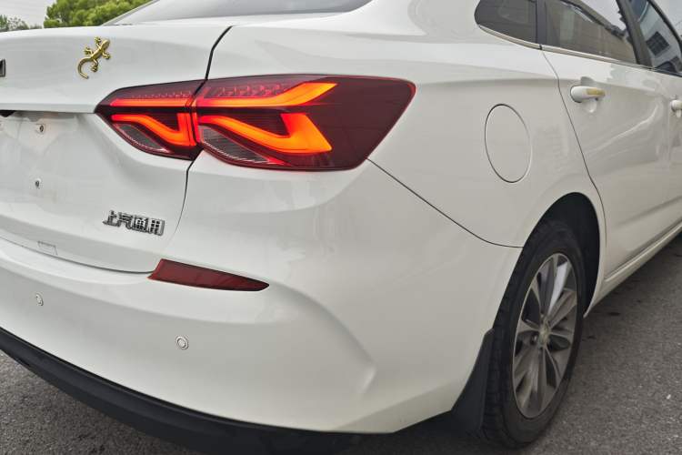 Used Chevrolet Monza 2020 320 Automatic Enjoyment Edition Exterior 6