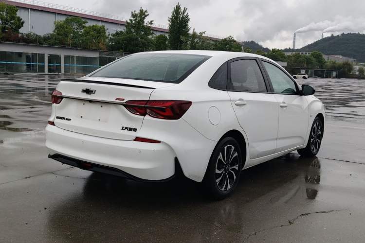 Used Chevrolet Monza 2020 Light Hybrid RS 330T Automatic Comfort Edition Exterior 6