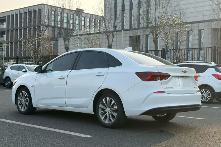 Used Chevrolet Monza 2020 320 Automatic Enjoyment Edition Exterior 7