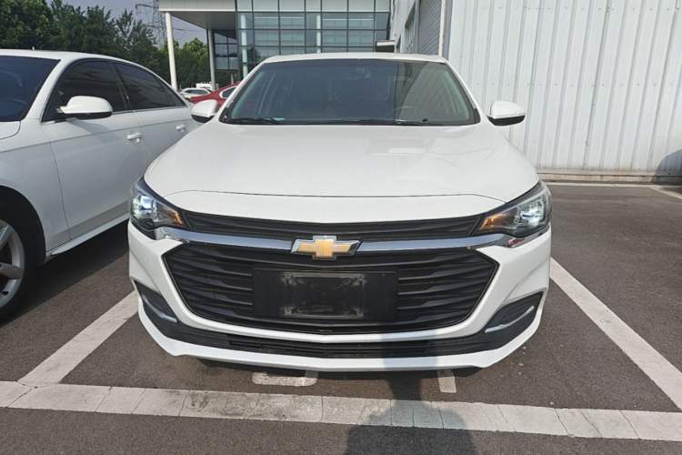 Used Chevrolet Monza 2020 320 Automatic Enjoyment Edition Front