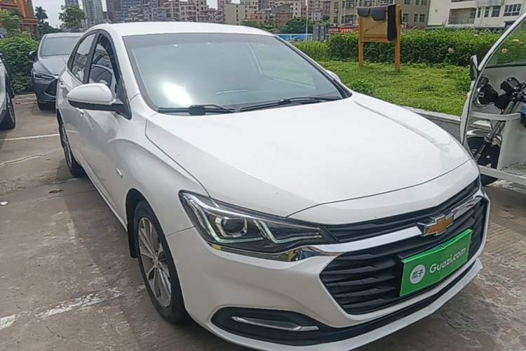 Used Chevrolet Monza 2020 320 Automatic Enjoyment Edition Front Right 45 Deg
