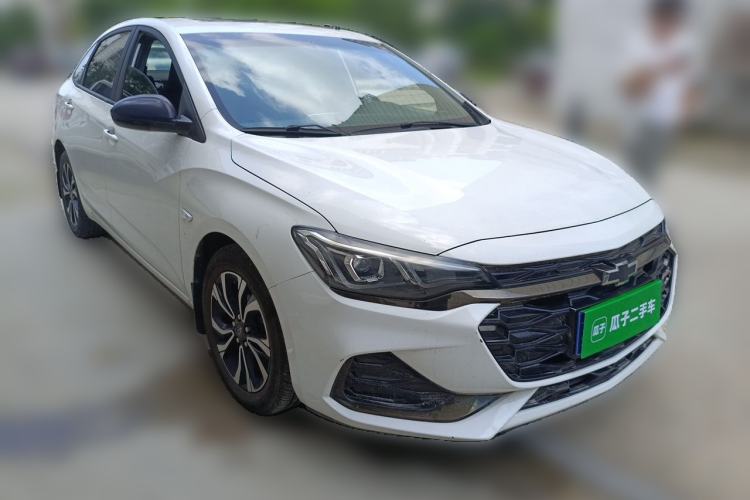 Used Chevrolet Monza 2020 Light Hybrid RS 330T Automatic Comfort Edition Front Right 45 Deg