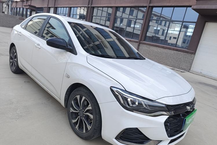 Used Chevrolet Monza 2020 Light Hybrid RS 330T Automatic Comfort Edition Front Right 45 Deg