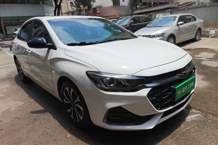 Used Chevrolet Monza 2020 Light Hybrid RS 330T Automatic Comfort Edition Front Right 45 Deg