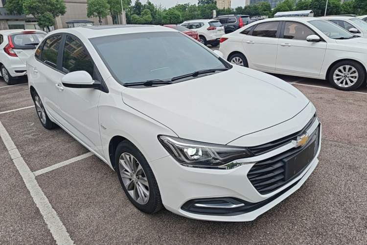 Used Chevrolet Monza 2020 320 Automatic Enjoyment Edition Front Right 45 Deg