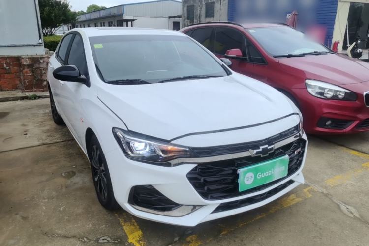 Used Chevrolet Monza 2020 Light Hybrid RS 330T Automatic Comfort Edition Front Right 45 Deg