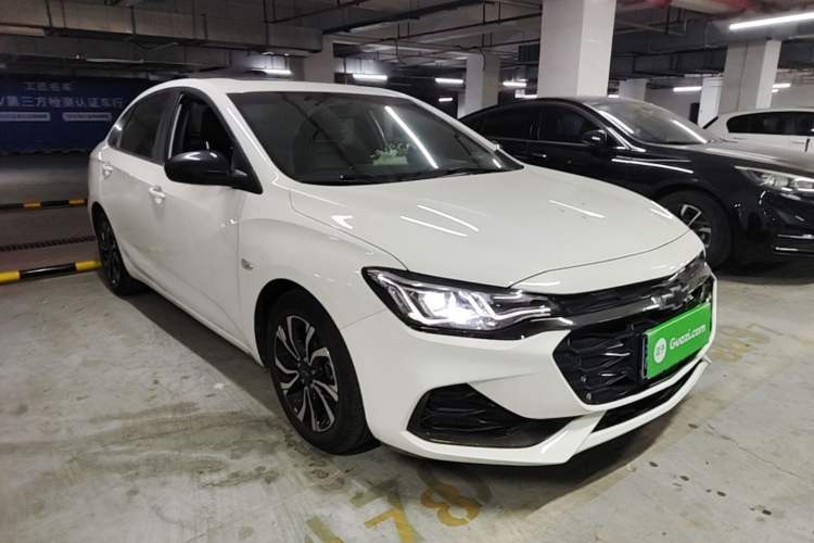 Used Chevrolet Monza 2020 Light Hybrid RS 330T Automatic Comfort Edition Front Right 45 Deg