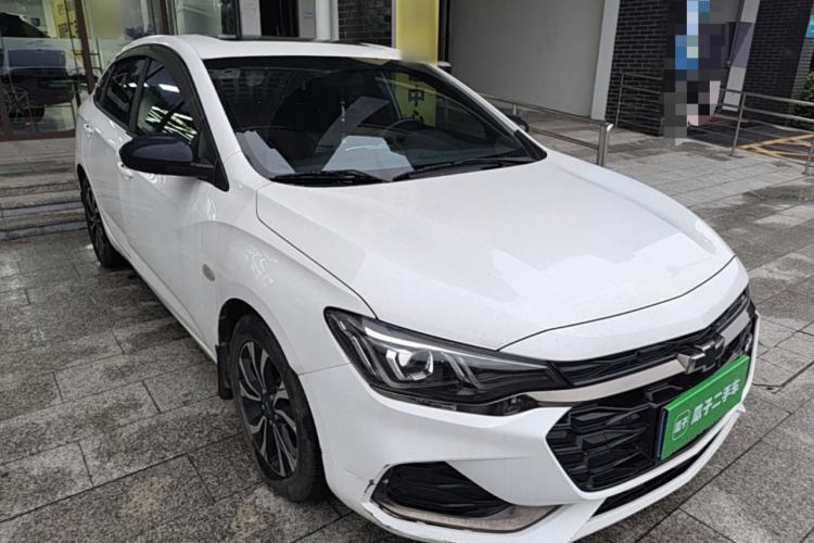 Used Chevrolet Monza 2020 Light Hybrid RS 330T Automatic Comfort Edition Front Right 45 Deg