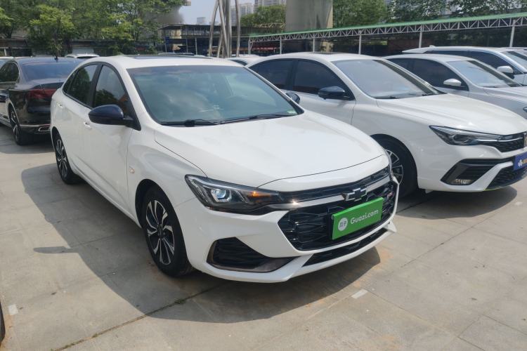 Used Chevrolet Monza 2020 Light Hybrid RS 330T Automatic Comfort Edition Front Right 45 Deg