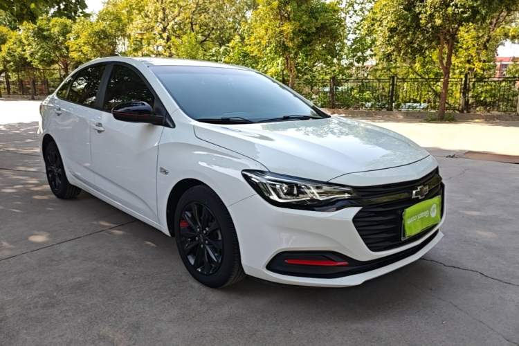 Used Chevrolet Monza 2020 Light Hybrid Redline 320T Dual-Clutch Joyful Edition Front Right 45 Deg