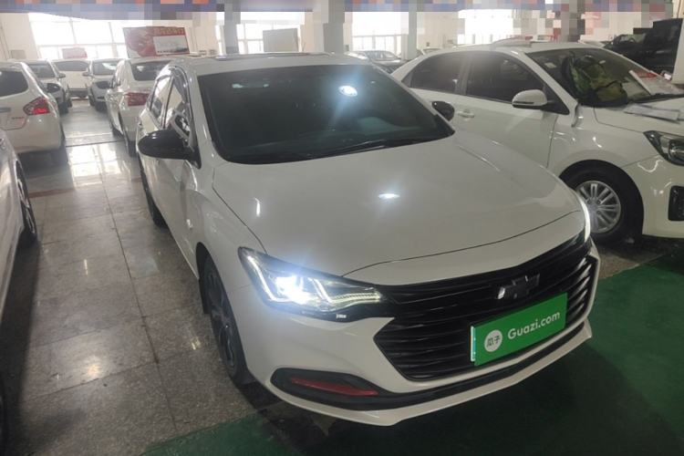 Used Chevrolet Monza 2020 Light Hybrid Redline 320T Dual-Clutch Thrilling Edition Front Right 45 Deg