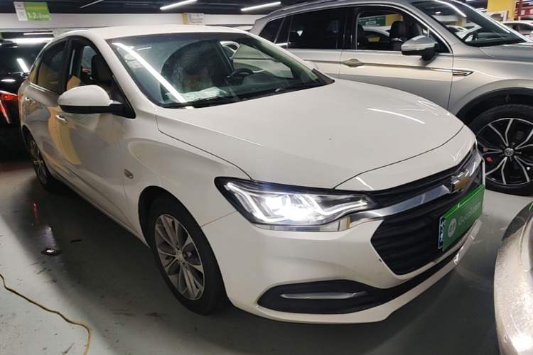 Used Chevrolet Monza 2020 320 Automatic Enjoyment Edition Front Right 45 Deg
