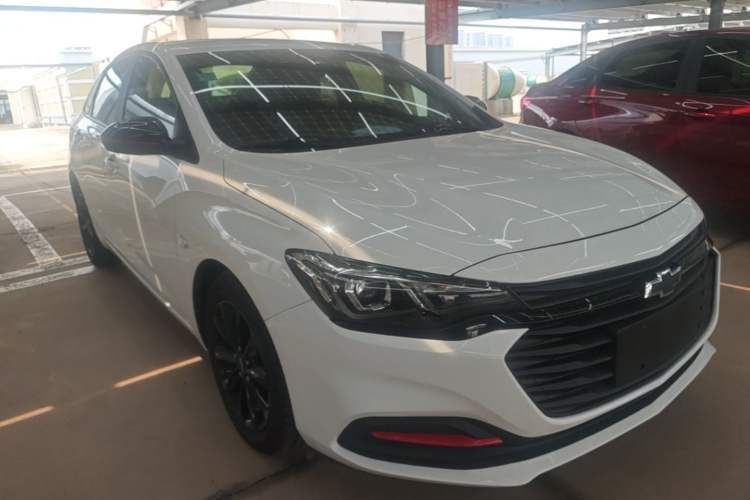 Used Chevrolet Monza 2020 Light Hybrid Redline 320T Dual-Clutch Joyful Edition Front Right 45 Deg