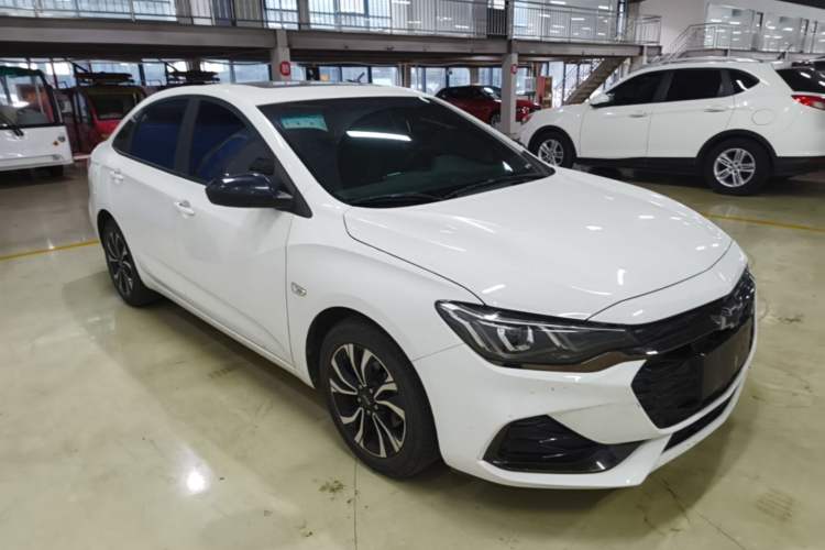 Used Chevrolet Monza 2020 Light Hybrid RS 330T Automatic Comfort Edition Front Right 45 Deg