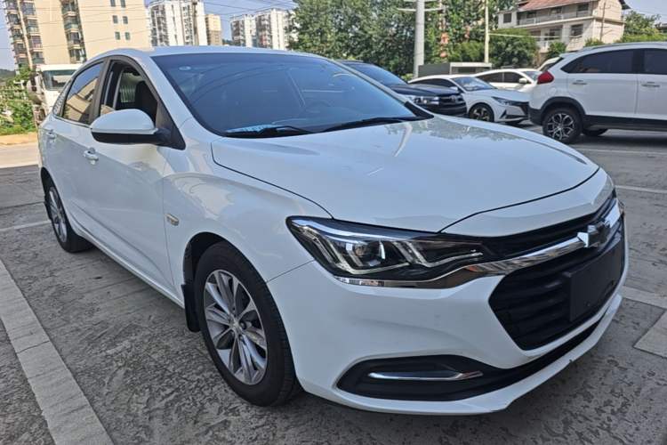 Used Chevrolet Monza 2020 320 Automatic Enjoyment Edition Front Right 45 Deg