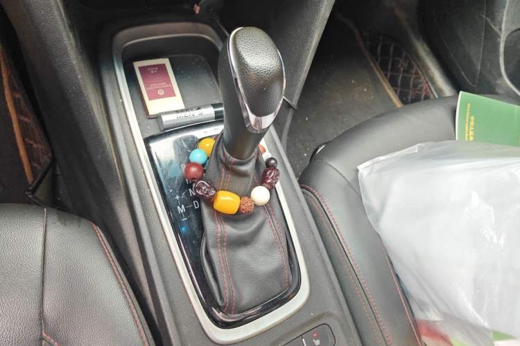 Used Chevrolet Monza 2020 Light Hybrid RS 330T Automatic Thrill Edition Gear Lever