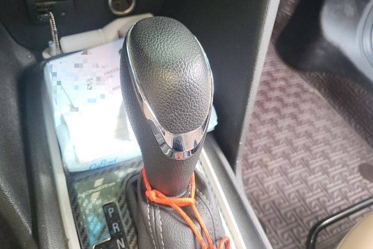 Used Chevrolet Monza 2020 320 Automatic Enjoyment Edition Gear Lever