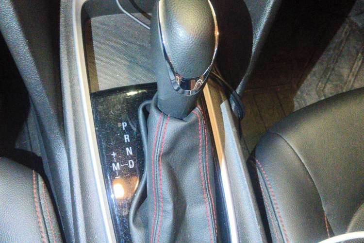 Used Chevrolet Monza 2020 Light Hybrid RS 330T Automatic Comfort Edition Gear Lever