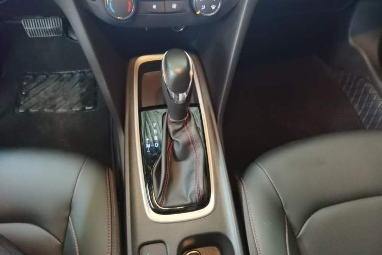 Used Chevrolet Monza 2020 Light Hybrid RS 330T Automatic Comfort Edition Gear Lever