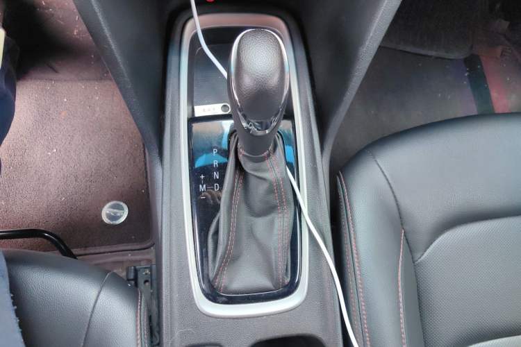 Used Chevrolet Monza 2020 Light Hybrid RS 330T Automatic Comfort Edition Gear Lever