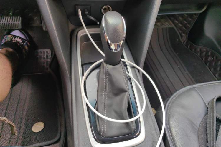Used Chevrolet Monza 2020 320 Automatic Enjoyment Edition Gear Lever