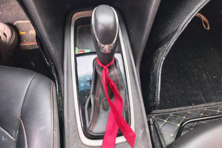 Used Chevrolet Monza 2020 Light Hybrid RS 330T Automatic Comfort Edition Gear Lever