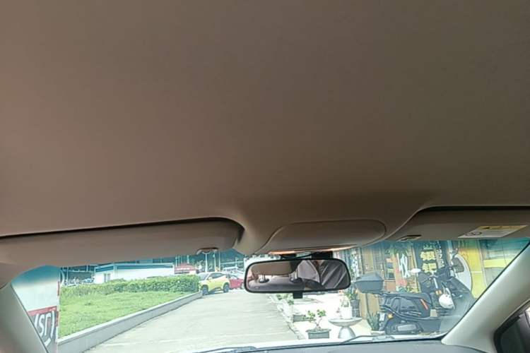Used Chevrolet Monza 2020 320 Automatic Enjoyment Edition Headliner