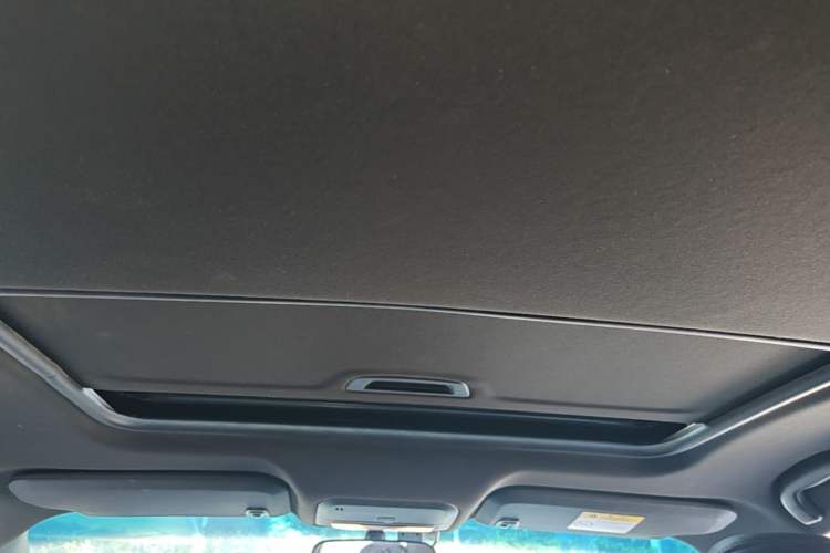 Used Chevrolet Monza 2020 Light Hybrid RS 330T Automatic Comfort Edition Headliner