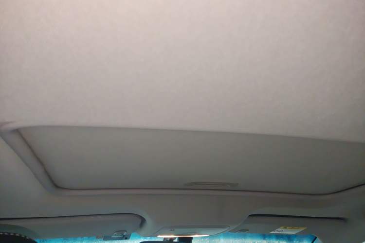 Used Chevrolet Monza 2020 320 Automatic Enjoyment Edition Headliner