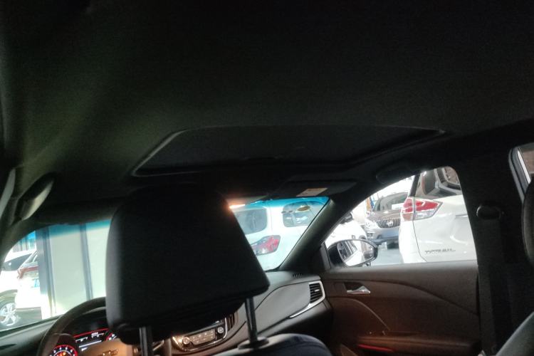 Used Chevrolet Monza 2020 Light Hybrid RS 330T Automatic Comfort Edition Headliner