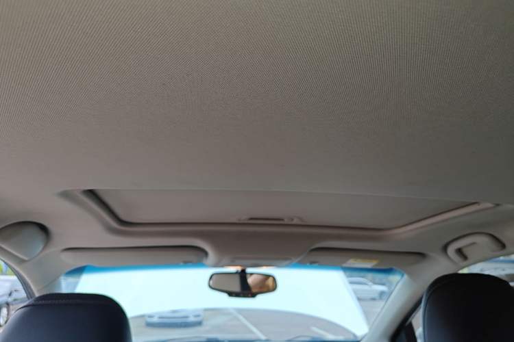 Used Chevrolet Monza 2020 320 Automatic Enjoyment Edition Headliner