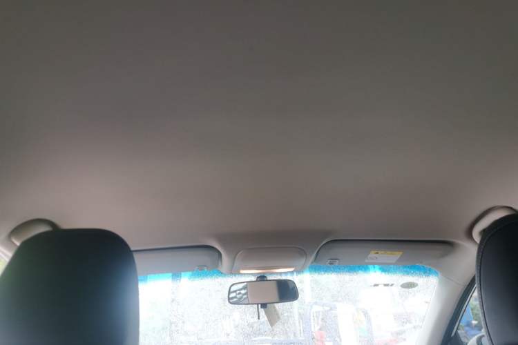 Used Chevrolet Monza 2020 320 Automatic Enjoyment Edition Headliner