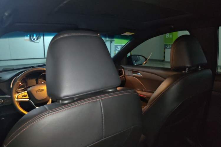 Used Chevrolet Monza 2020 Light Hybrid RS 330T Automatic Comfort Edition Headliner