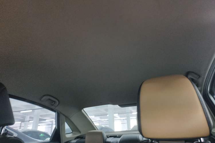 Used Chevrolet Monza 2020 320 Automatic Enjoyment Edition Headliner