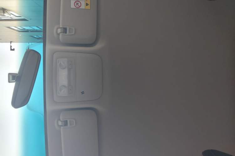Used Chevrolet Monza 2020 320 Automatic Enjoyment Edition Headliner