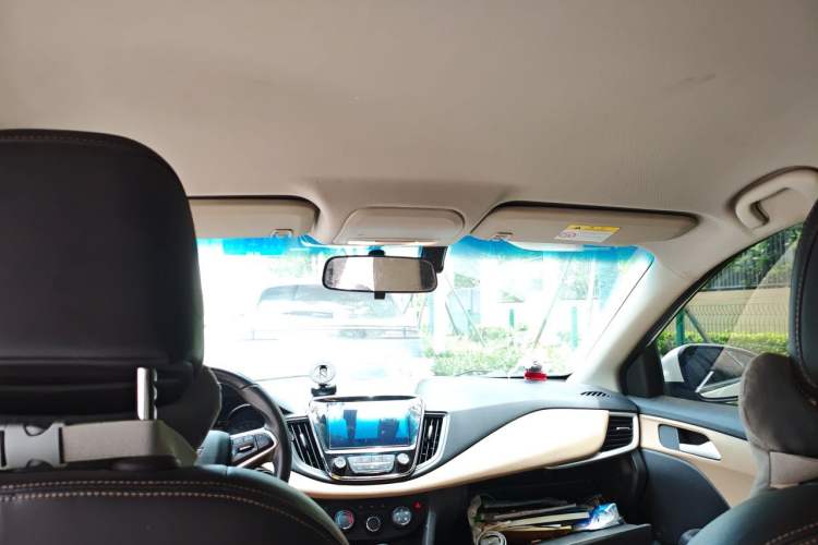Used Chevrolet Monza 2020 320 Automatic Enjoyment Edition Headliner