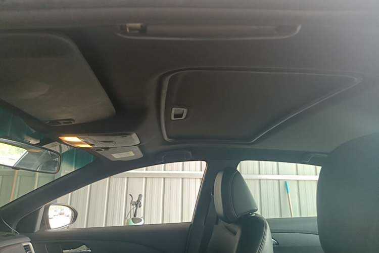 Used Chevrolet Monza 2020 Light Hybrid RS 330T Automatic Comfort Edition Headliner