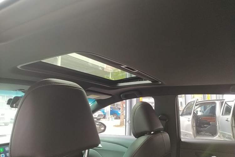 Used Chevrolet Monza 2020 Light Hybrid RS 330T Automatic Comfort Edition Headliner