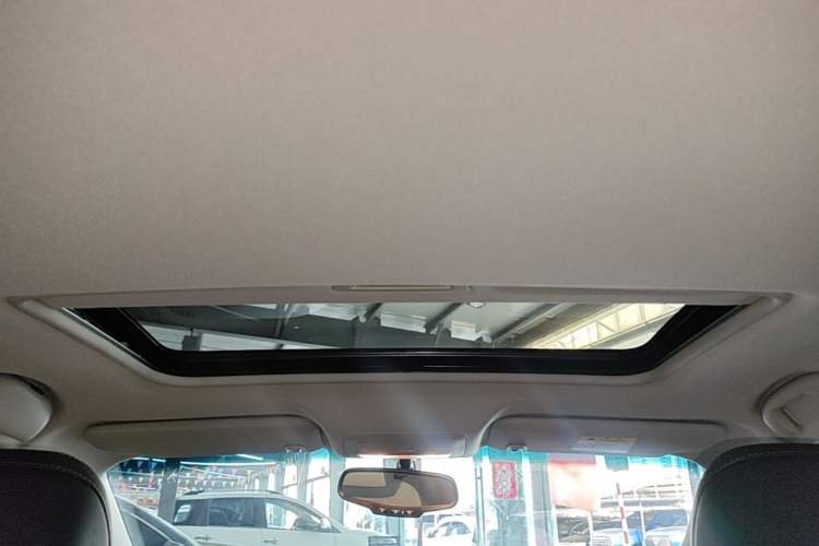 Used Chevrolet Monza 2020 320 Automatic Enjoyment Edition Headliner