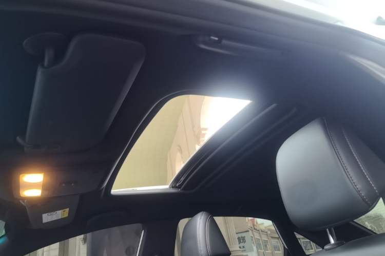Used Chevrolet Monza 2020 Light Hybrid RS 330T Automatic Comfort Edition Headliner