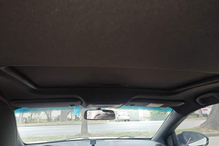 Used Chevrolet Monza 2020 Light Hybrid RS 330T Automatic Comfort Edition Headliner