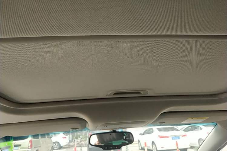 Used Chevrolet Monza 2020 320 Automatic Enjoyment Edition Headliner