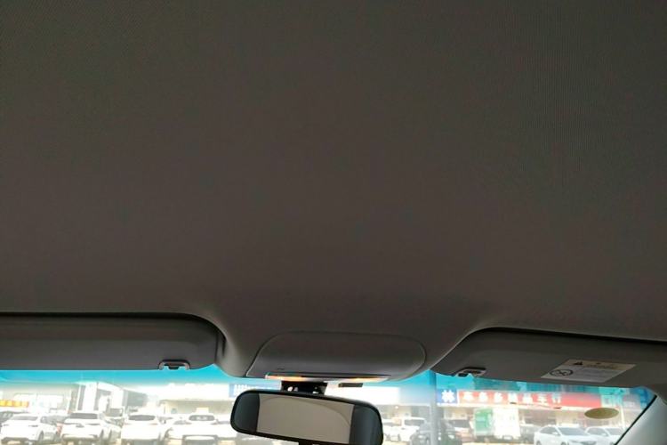 Used Chevrolet Monza 2020 320 Automatic Enjoyment Edition Headliner