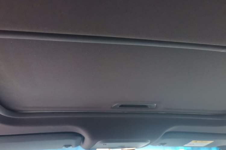 Used Chevrolet Monza 2020 Light Hybrid RS 330T Automatic Comfort Edition Headliner
