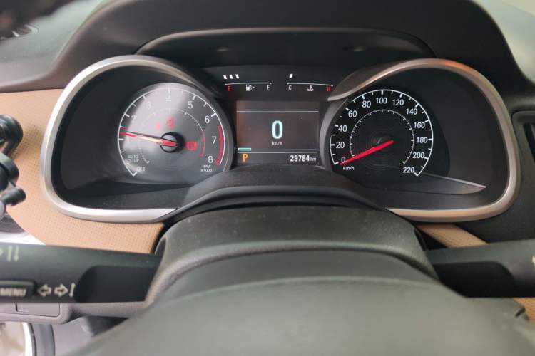 Used Chevrolet Monza 2020 320 Automatic Enjoyment Edition Instrument Cluster