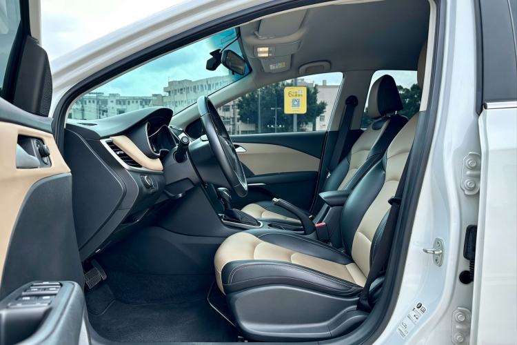 Used Chevrolet Monza 2020 320 Automatic Enjoyment Edition Interior 1