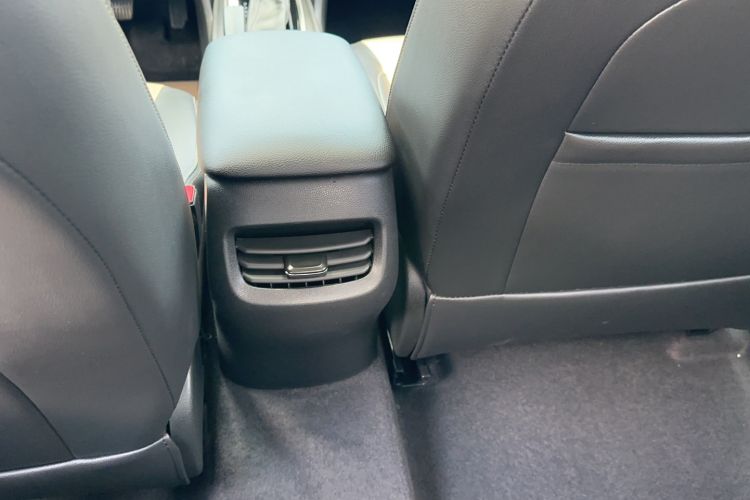 Used Chevrolet Monza 2020 320 Automatic Enjoyment Edition Interior 1