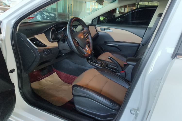 Used Chevrolet Monza 2020 320 Automatic Enjoyment Edition Interior 1