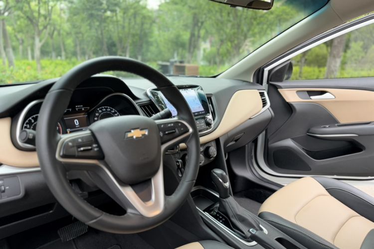 Used Chevrolet Monza 2020 320 Automatic Enjoyment Edition Interior 2